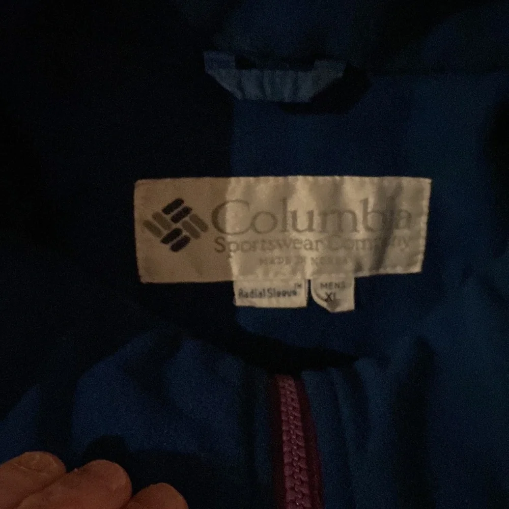 Vintage 80’s/90’s Columbia duo coloured ski jacket with radial sleeves s… - Picture 15 of 16